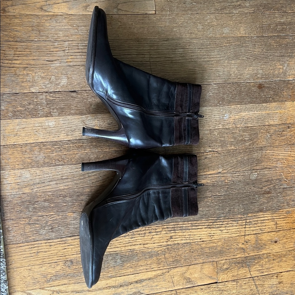 Vintage Coach Heeled Booties w/ Silver Accents - Picture 3 of 6